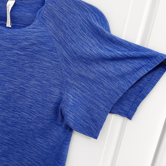 Lululemon Swift Ultra-Light Tee | Size 6 | Heathered Blue EUC​ - Picture 4 of 5